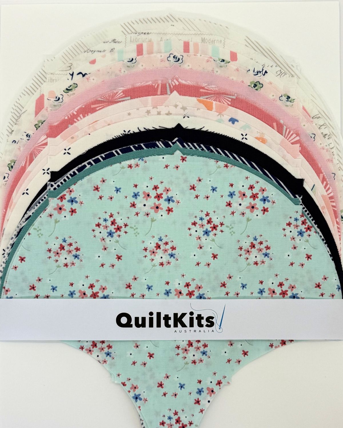 Clamshell Quilt Kit - Small - Paperie