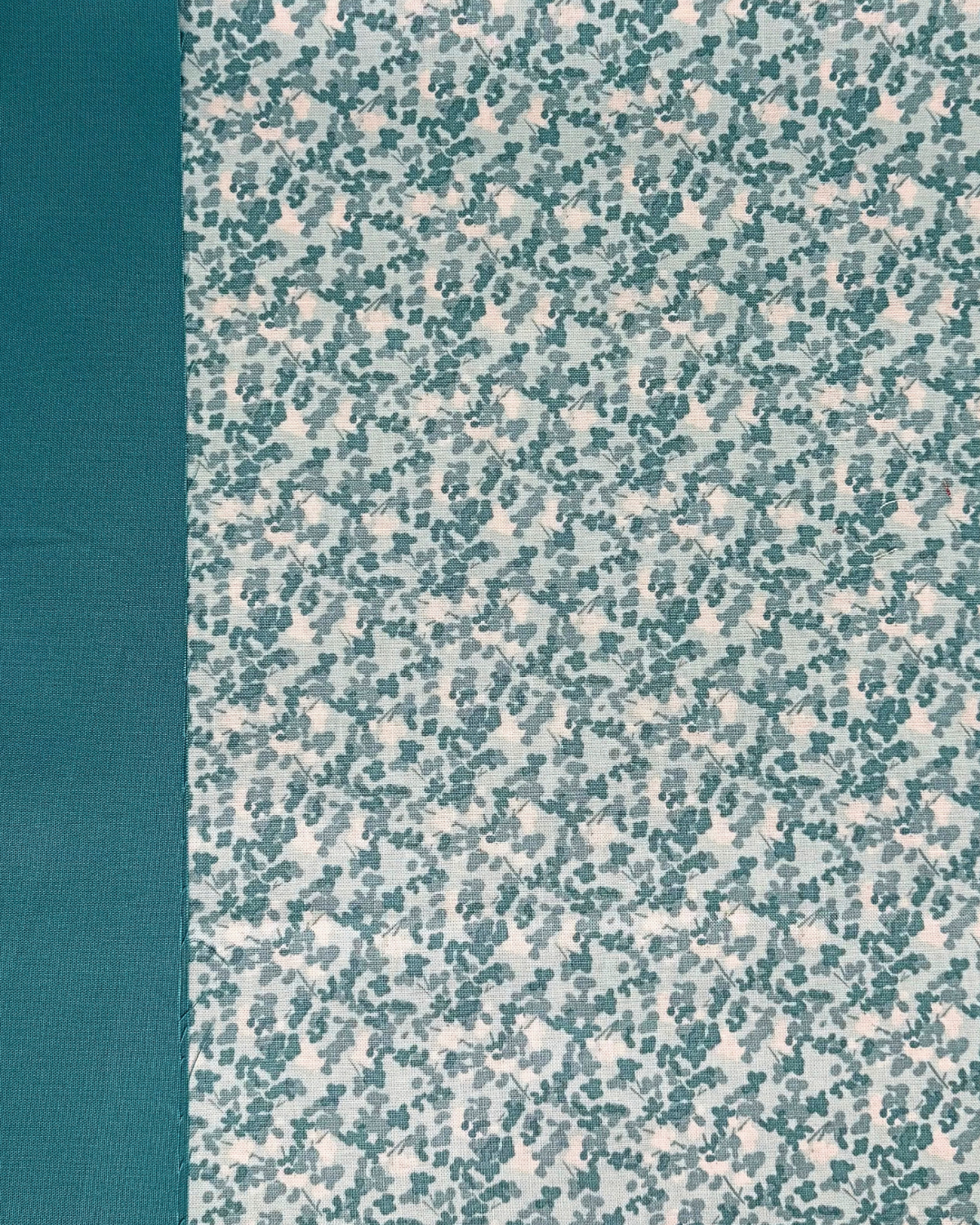 Lush Complete Quilt Kit - Throw - Lori Holt Bee Dots B