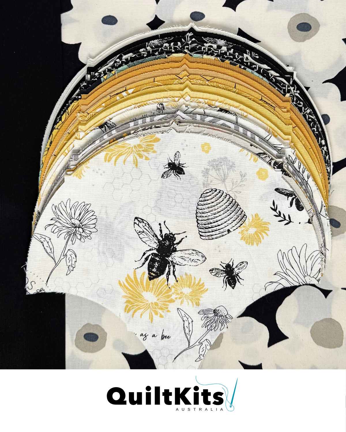 Clamshell Complete Quilt Kit - Throw - Honey Bee