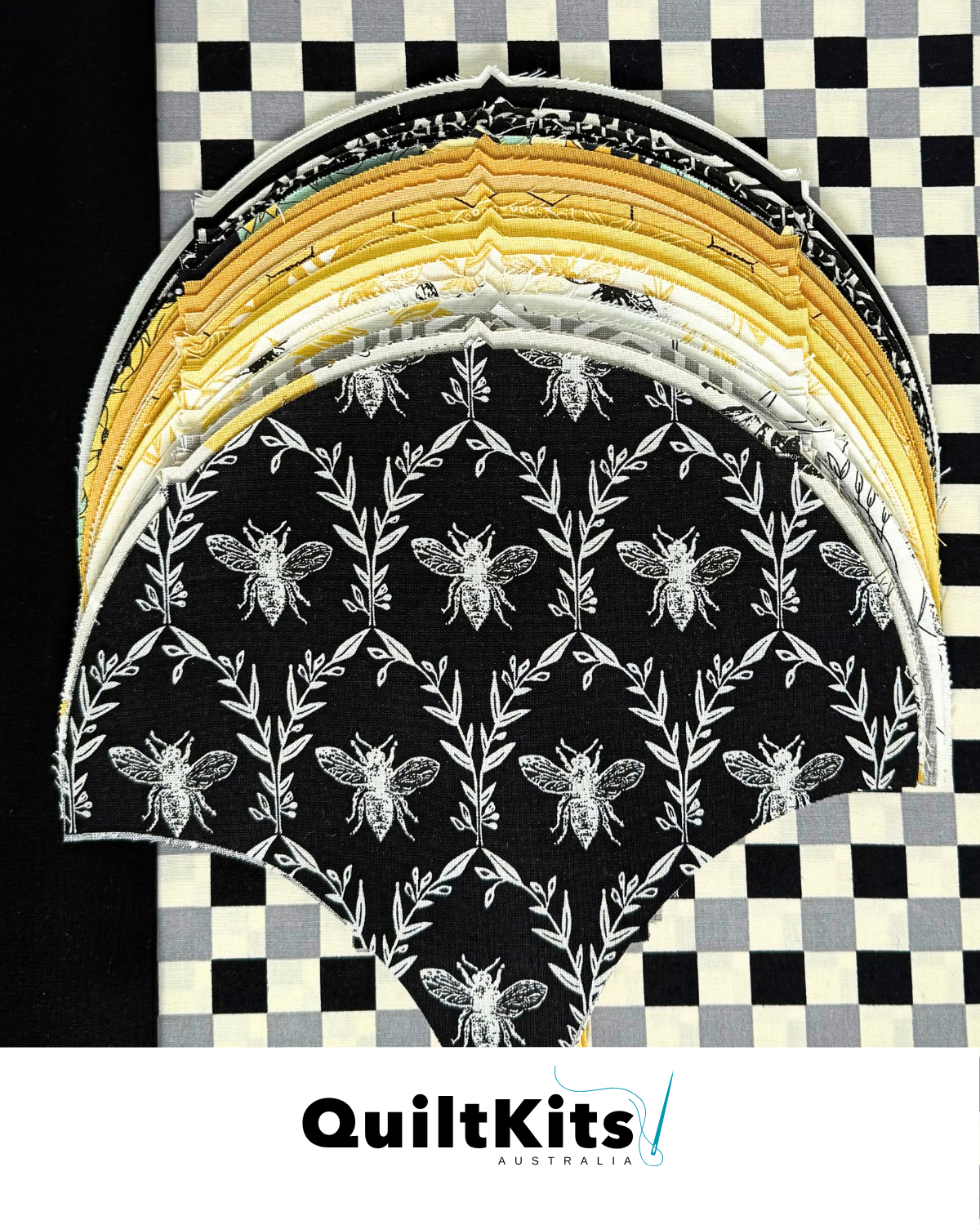 Clamshell Complete Quilt Kit - Throw - Honey Bee