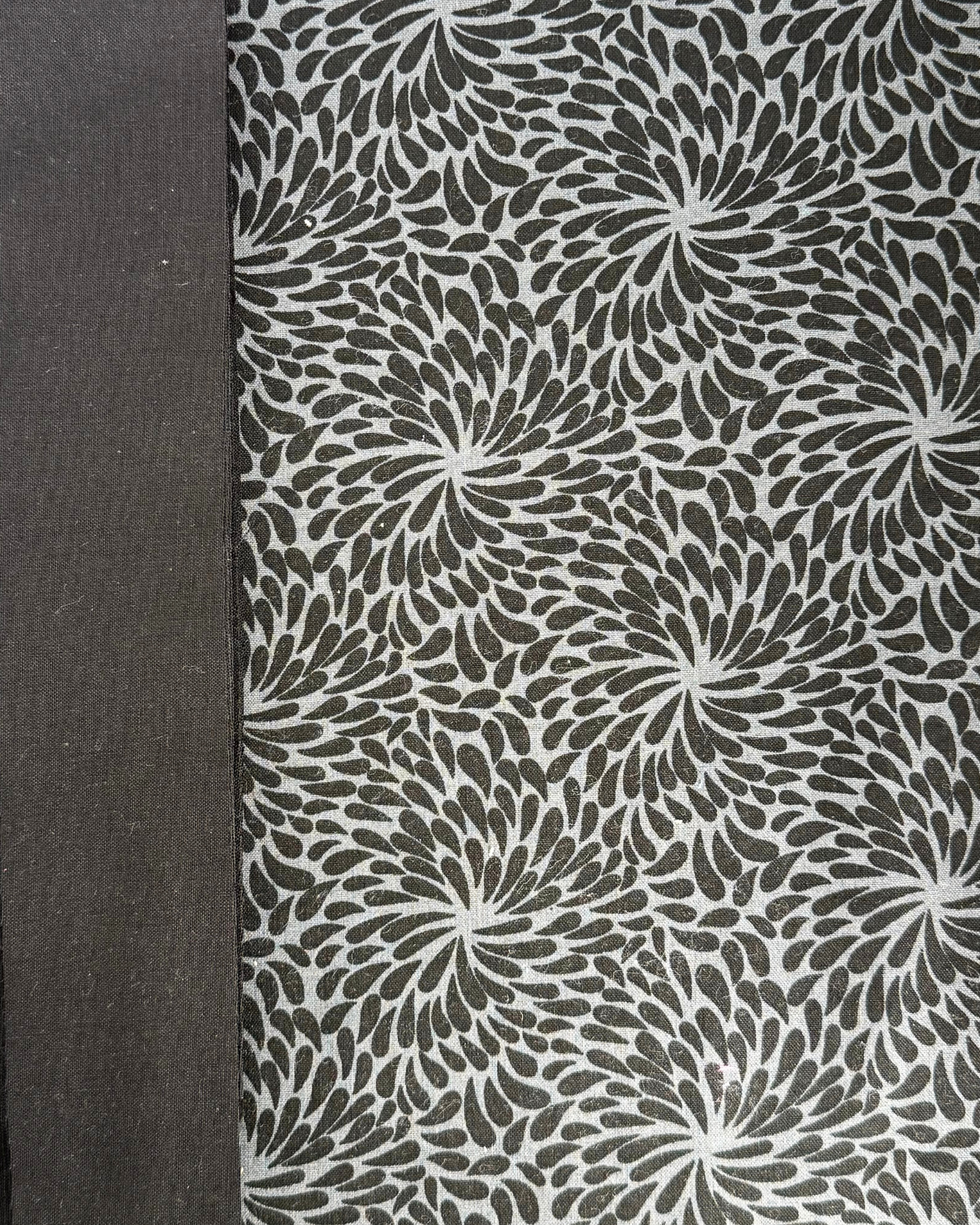 Easy Block Complete Quilt Kit - Authentic