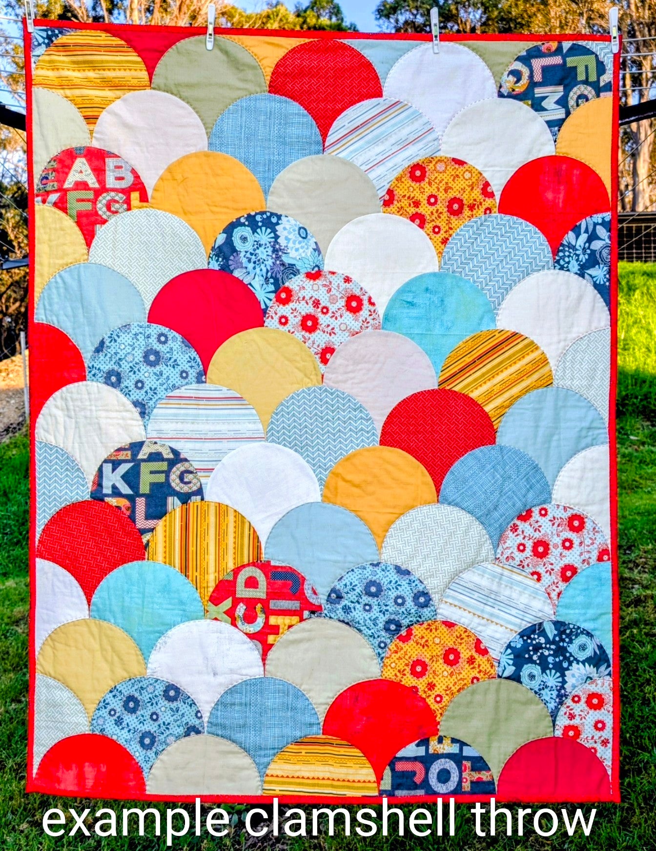 Clamshell Quilt Kit - Throw - Scamper