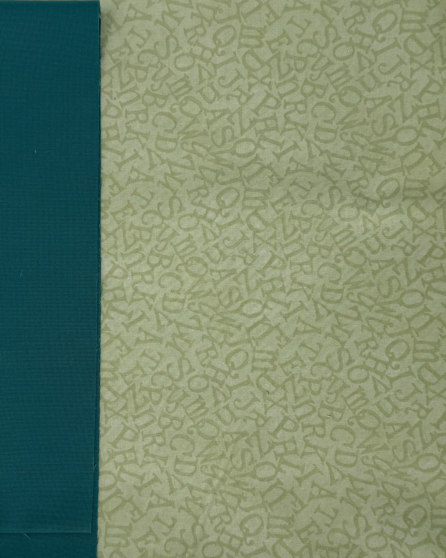 Triangle Complete Quilt Kit - Tilda Sunday Brunch