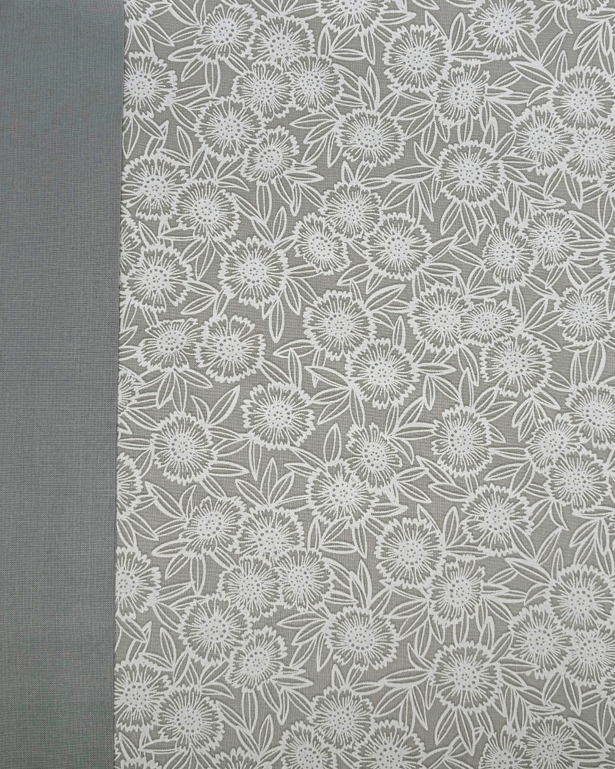 Clamshell Complete Quilt Kit - Throw - Honey Bee